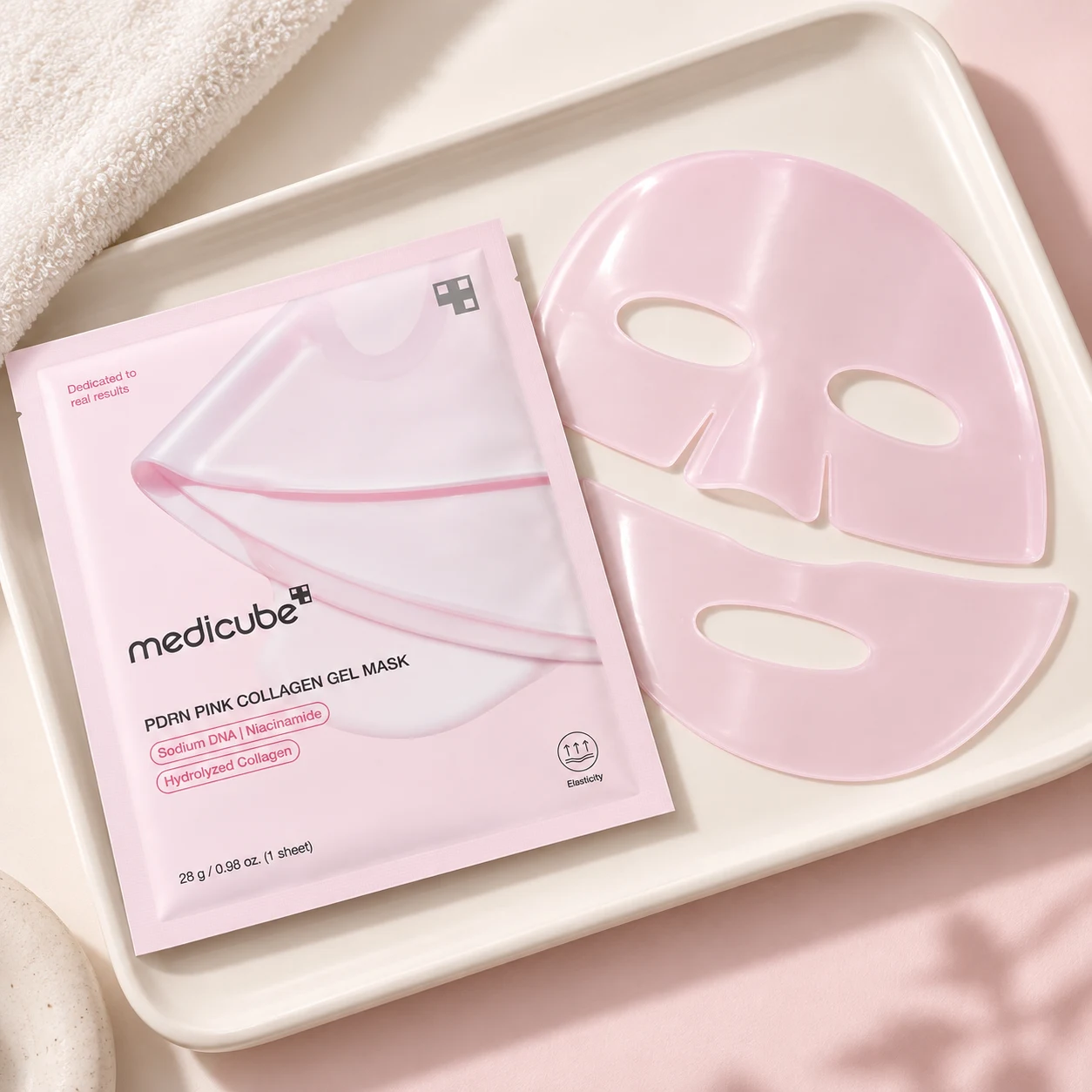 Pink hydrogel mask and packaging illustration